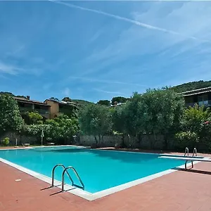 2* Aparthotel Nisportino Domus